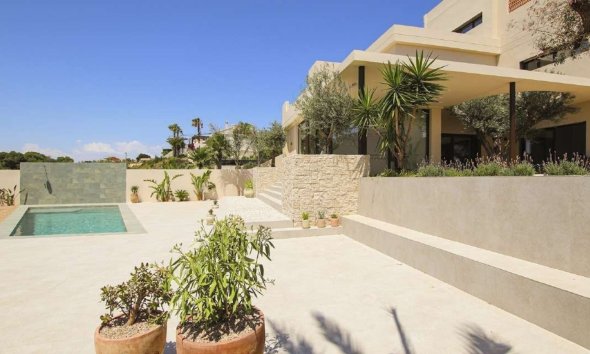 Nybyggeri - Villa -
La Marina