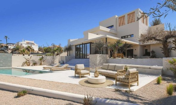 Nybyggeri - Villa -
La Marina