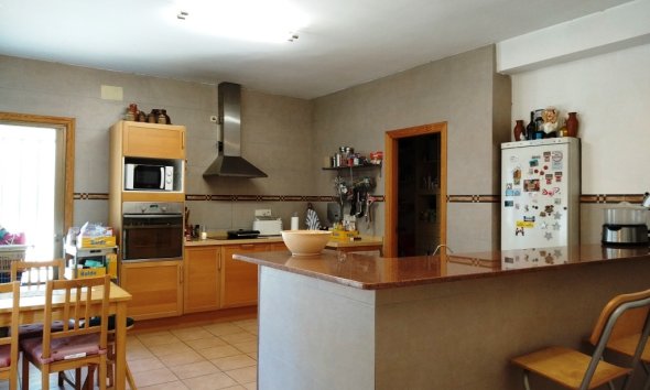 Resale - Country House -
Ontinyent