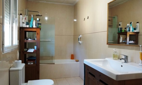 Resale - Country House -
Ontinyent