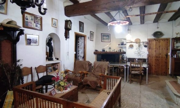 Resale - Country House -
Bocairent