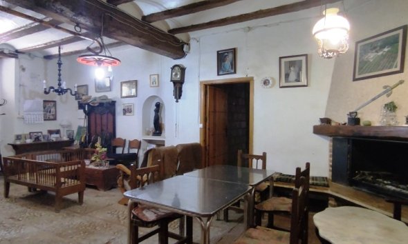 Resale - Country House -
Bocairent