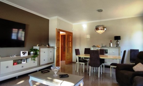 Gensalg - Villa -
Alcoy