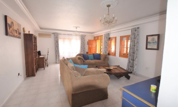 Gensalg - Villa -
Ciudad Quesada - Pueblo Bravo