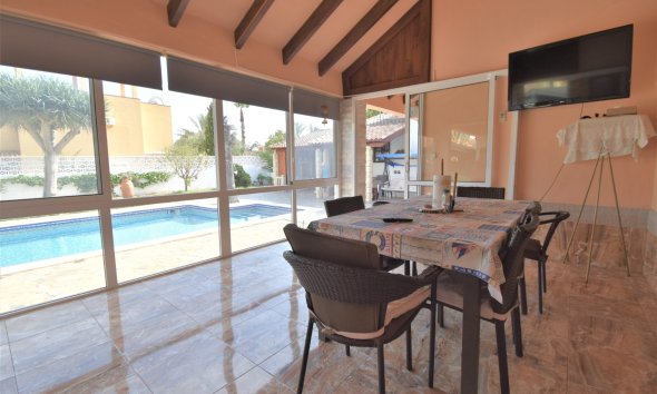 Gensalg - Villa -
Orihuela Costa - Villamartín