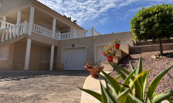 Gensalg - Villa -
Algorfa - Lomas de La Juliana