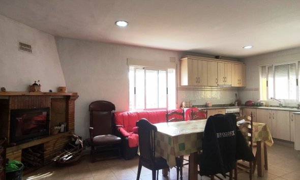 Resale - Country House -
Villalonga