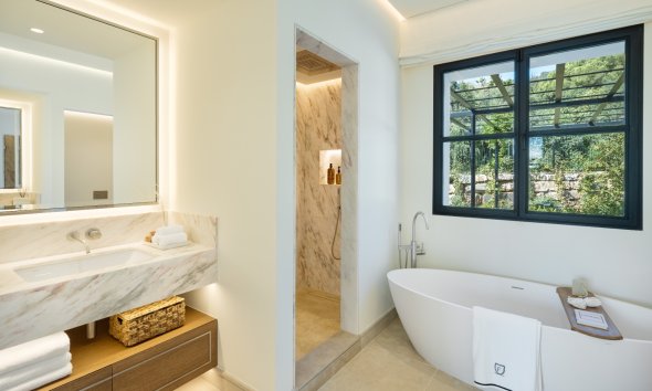 Gensalg - Villa -
Marbella - Sierra Blanca