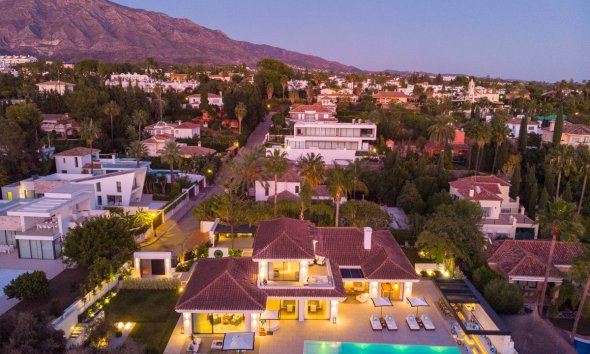 Gensalg - Villa -
Marbella - Nueva Andalucía