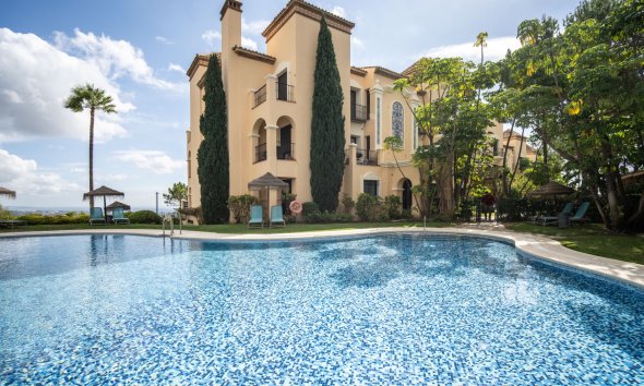 Reventa - apartment -
Benahavis - La Quinta