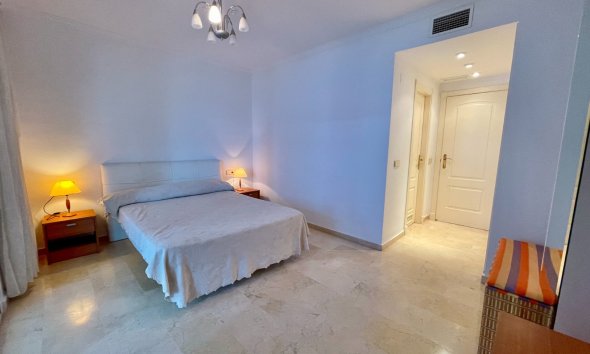 Reventa - apartment -
Marbella - Puerto Banús