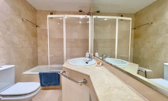 Reventa - apartment -
Marbella - Puerto Banús