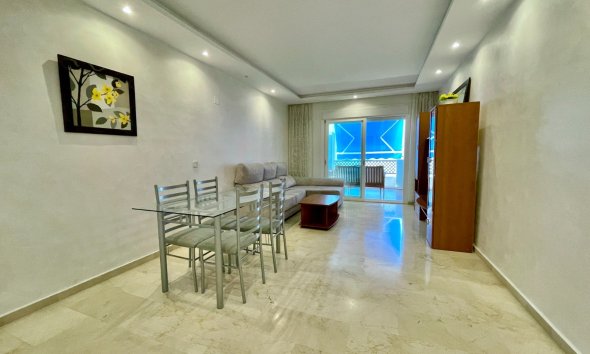 Reventa - apartment -
Marbella - Puerto Banús