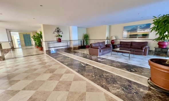 Reventa - apartment -
Marbella - Puerto Banús
