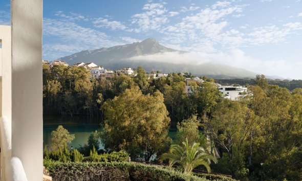 Reventa - apartment -
Marbella - Nueva Andalucía