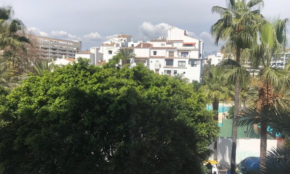 Reventa - apartment -
Marbella - Puerto Banús