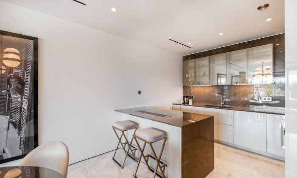 Reventa - apartment -
Marbella - Golden Mile