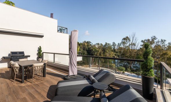 Reventa - apartment -
Marbella - Nueva Andalucía