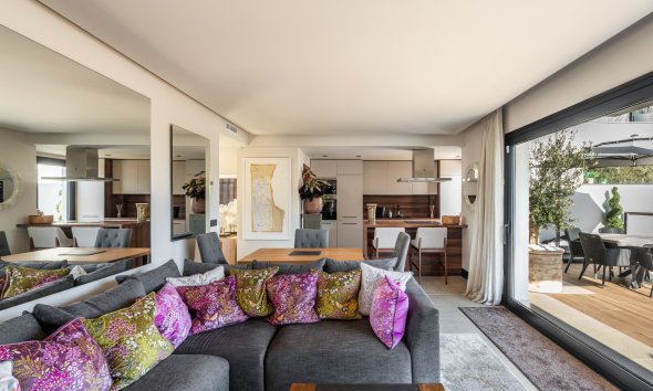 Reventa - apartment -
Marbella - Nueva Andalucía