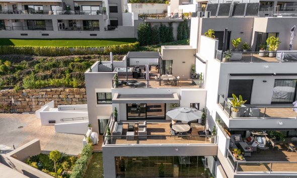 Reventa - apartment -
Marbella - Nueva Andalucía