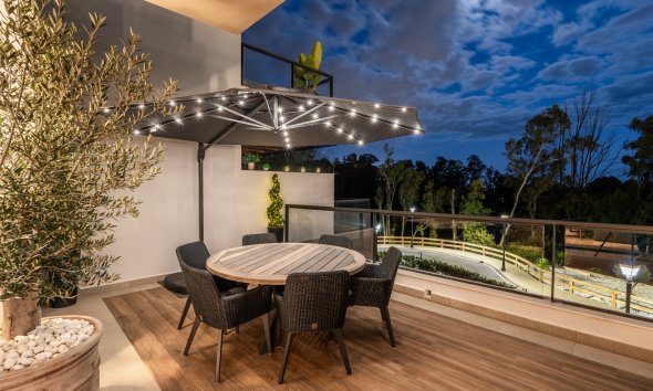 Reventa - apartment -
Marbella - Nueva Andalucía