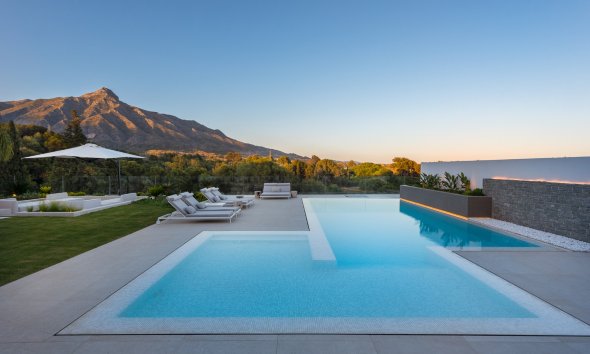 Gensalg - Villa -
Marbella - Nueva Andalucía