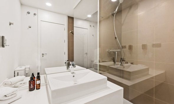 Reventa - apartment -
Estepona - Cancelada