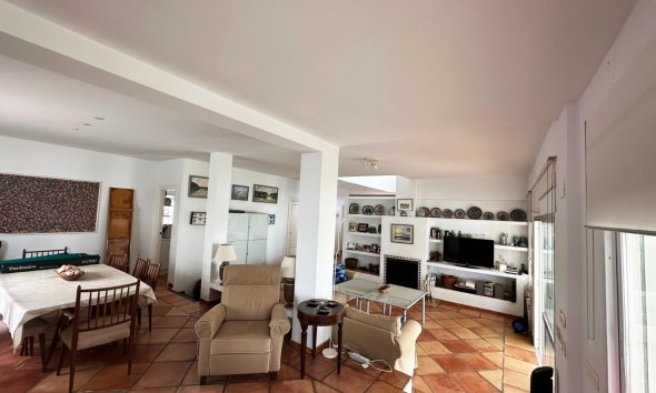 Gensalg - Villa -
Marbella - Las Chapas