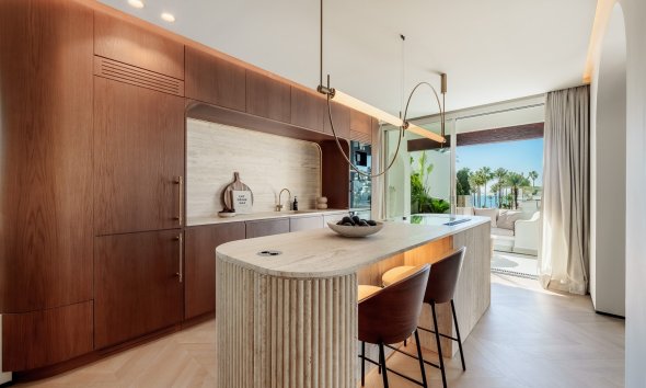 Reventa - apartment -
Estepona