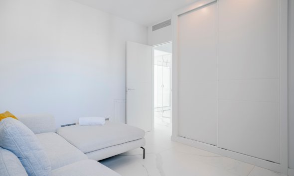 Resale - apartment -
Benidorm