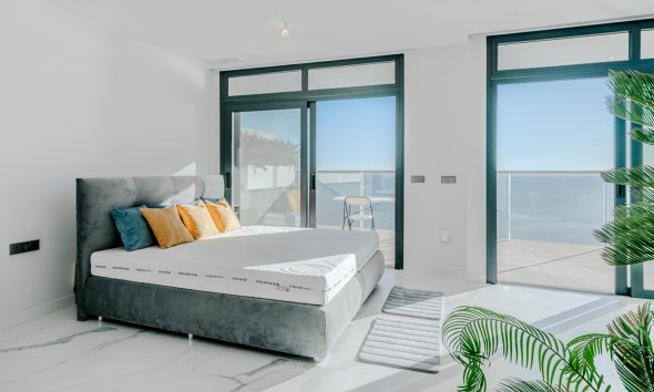 Resale - apartment -
Benidorm