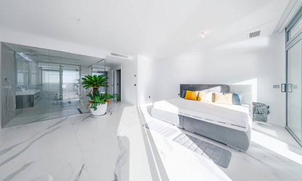 Resale - apartment -
Benidorm