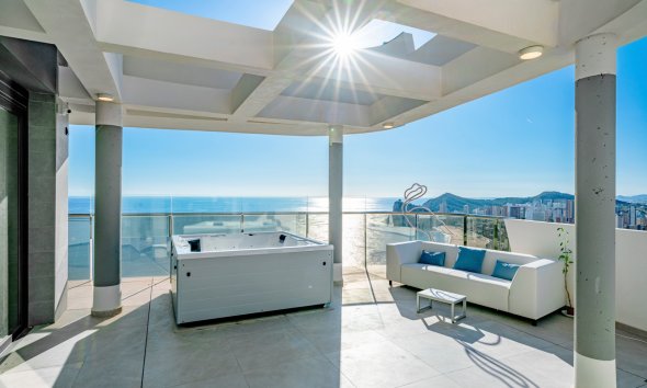Resale - apartment -
Benidorm