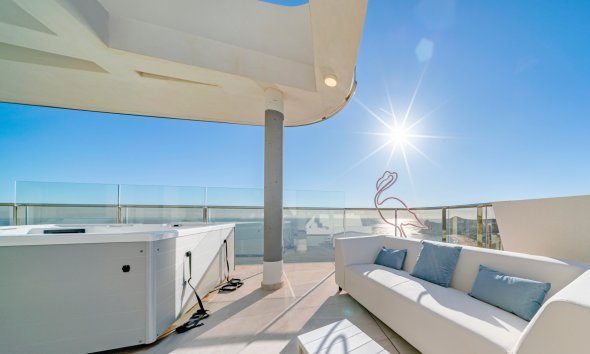 Resale - apartment -
Benidorm