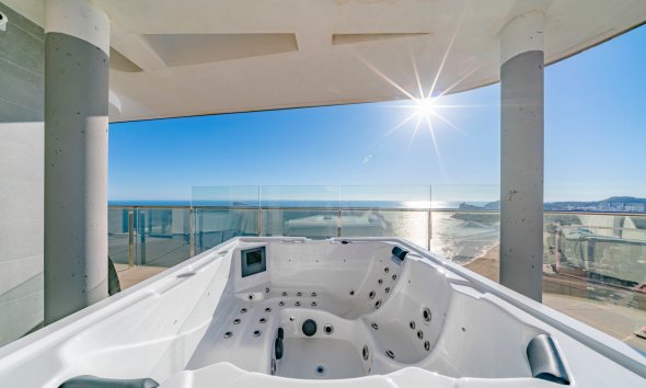 Resale - apartment -
Benidorm