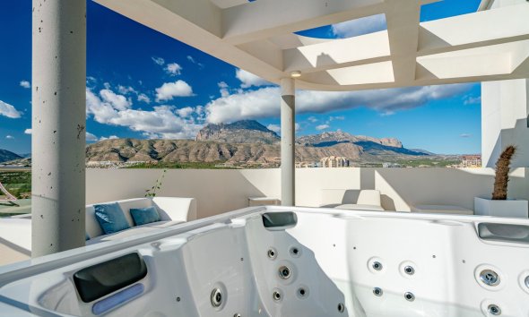Resale - apartment -
Benidorm