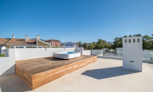 Gensalg - Villa -
Estepona - El Paraíso