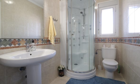 Reventa - Villa -
Benijofar - Monte Azul