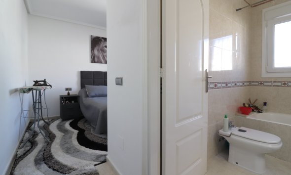 Reventa - Villa -
Benijofar - Monte Azul