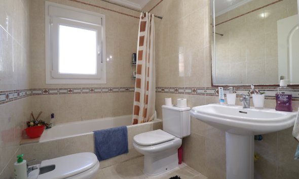 Reventa - Villa -
Benijofar - Monte Azul