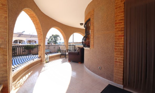 Reventa - Villa -
Benijofar - Monte Azul