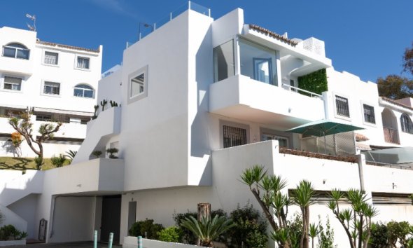 Reventa - apartment -
Marbella - Nueva Andalucía