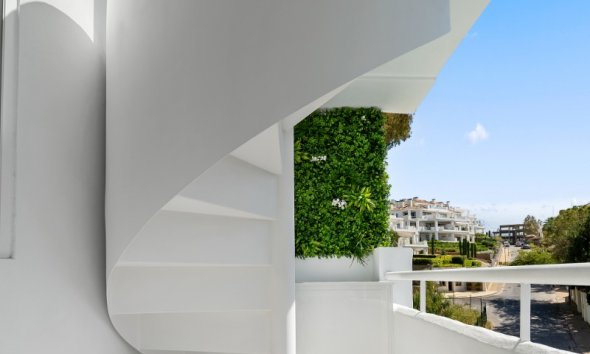 Reventa - apartment -
Marbella - Nueva Andalucía