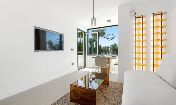 Reventa - apartment -
Marbella - Nueva Andalucía
