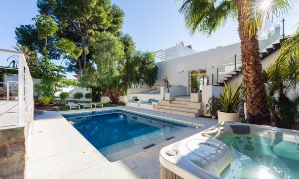 Gensalg - Villa -
Marbella - Nueva Andalucía