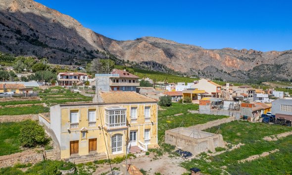 Resale - Country House -
Orihuela