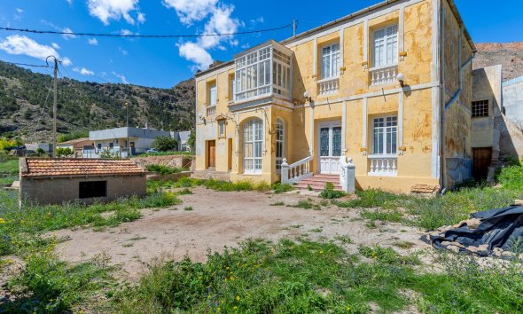Resale - Country House -
Orihuela