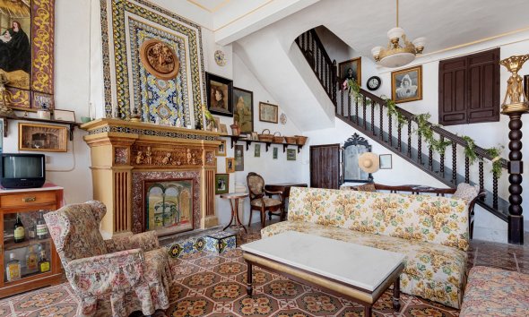 Resale - Country House -
Orihuela