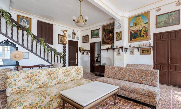 Resale - Country House -
Orihuela