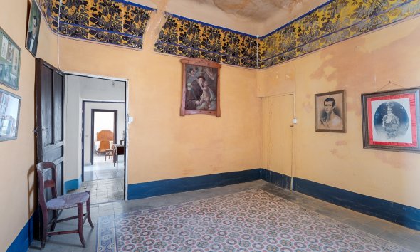 Resale - Country House -
Orihuela